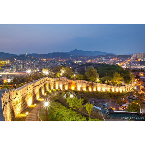 |외국인전용||반일||서울|서울 반일 워킹 나이트투어 A/대학로+낙산성곽길+광장시장+동대문디자인플라자