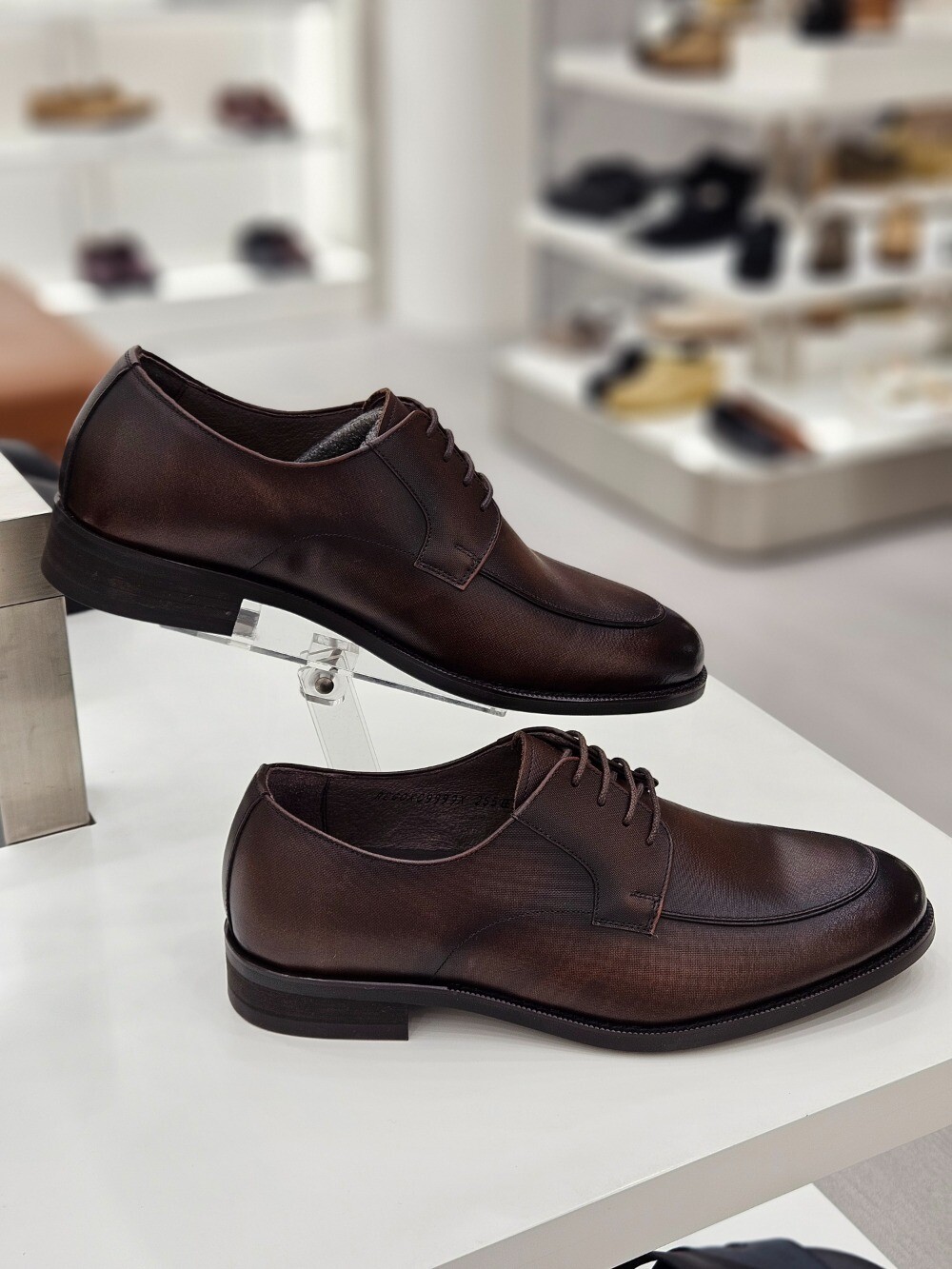 금강제화 스타필드 수원 금강헤리리지 금강제화 리갈 3CM굽 U팁 더비슈즈 브라운 REGOXC9999K3X