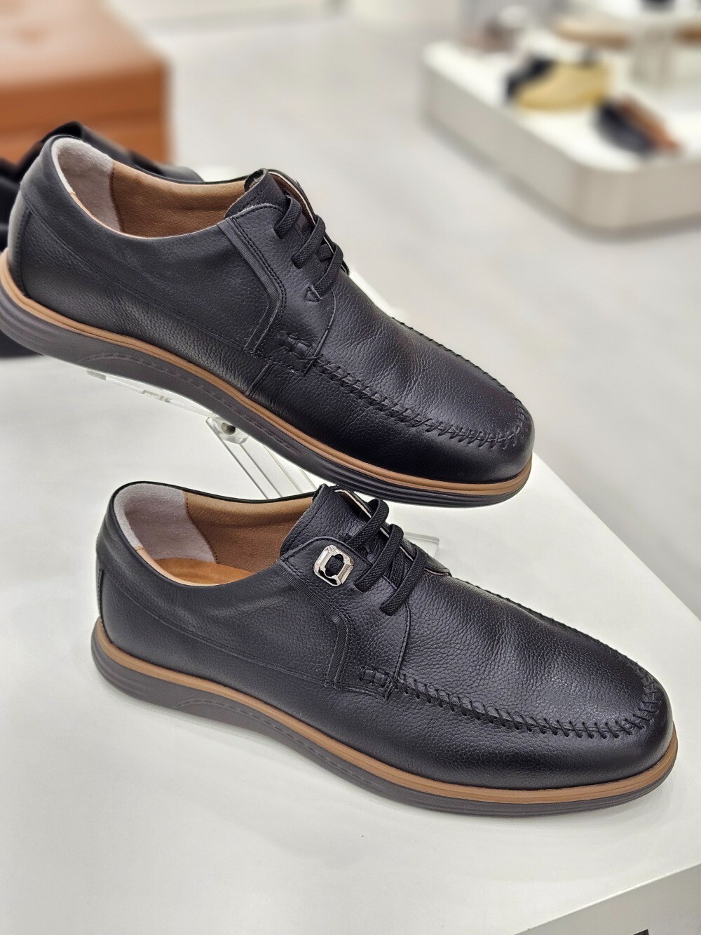 금강제화 스타필드수원 금강헤리티지 랜드로바 밴딩끈 남성 더비슈즈 블랙 LANOXC4612MF1C