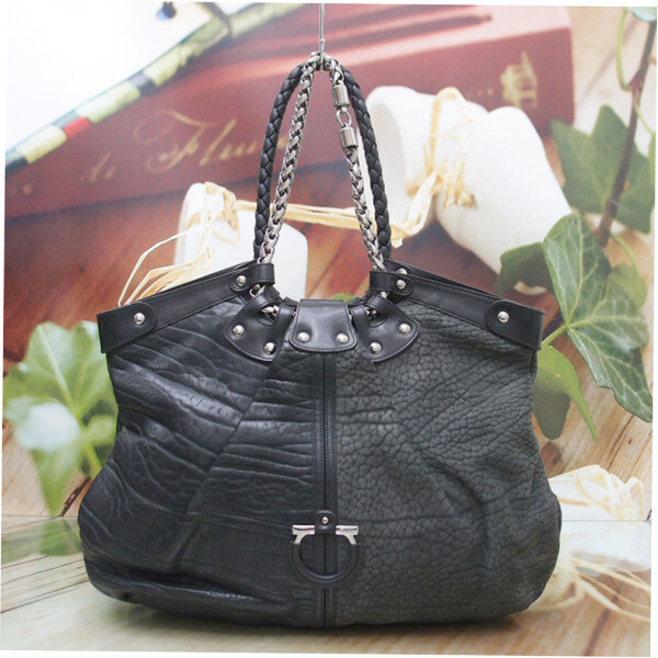 [살바토레페라가모][오늘출발] [중고] [중고]페라가모 구제토토 페라가모 가죽 체인혼용 정품 중고가방 명품 40506