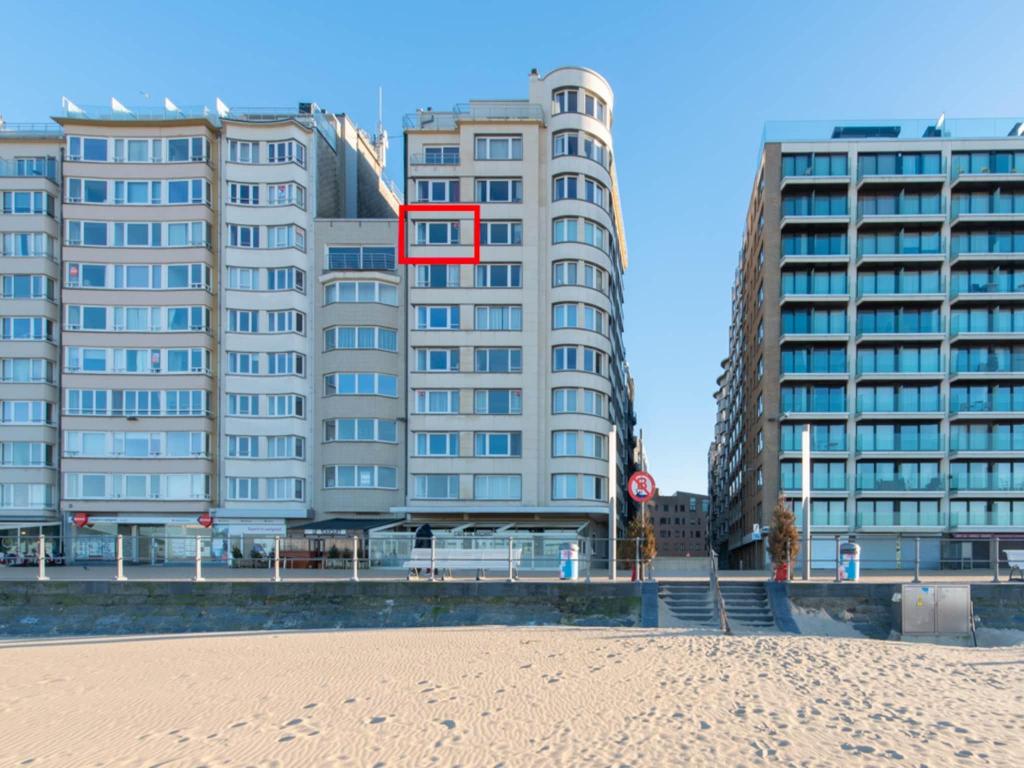 | Ostend | Apartment on Seafront near Casino