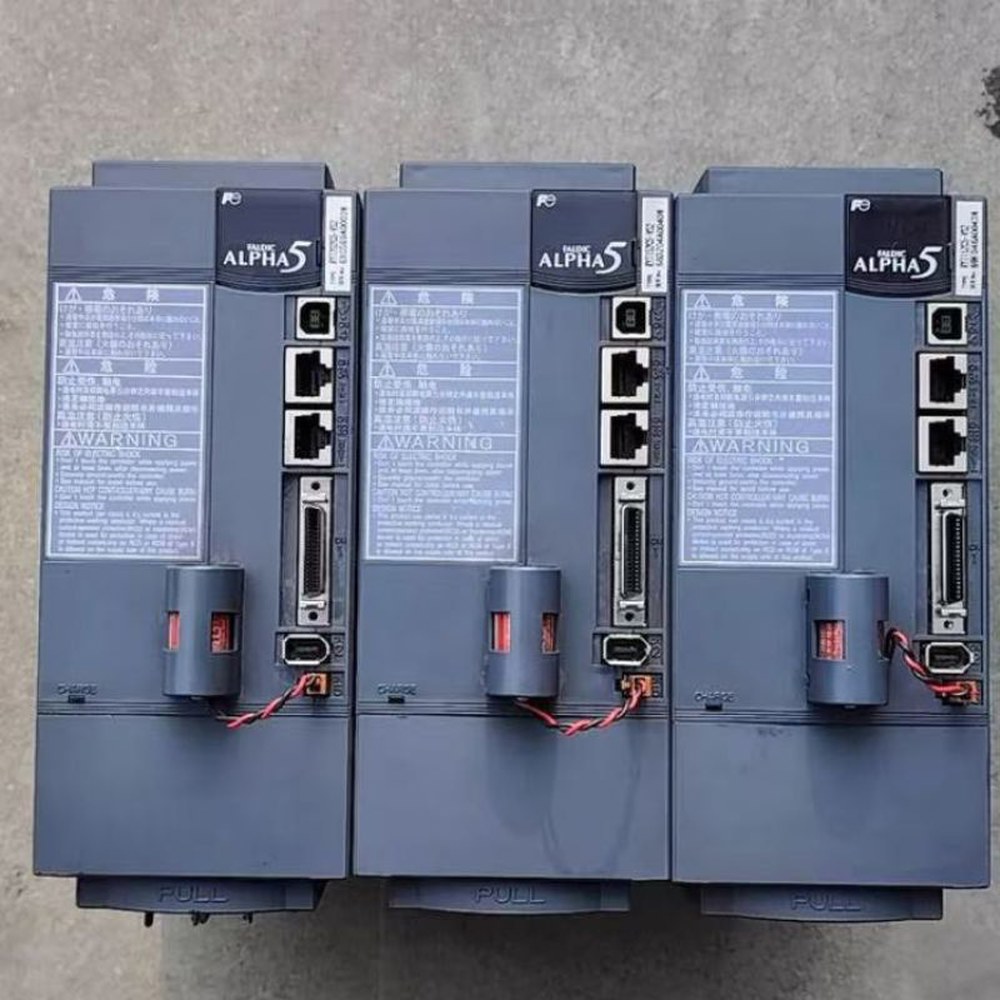 중고 RYT202C5-VS2 서보 드라이브 테스트 완료 및 빠른 배송 2KW