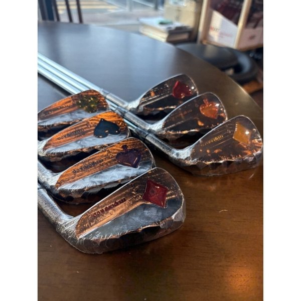 )이토보리 한정판 포커페이스 머슬백 120s200 아이언세트