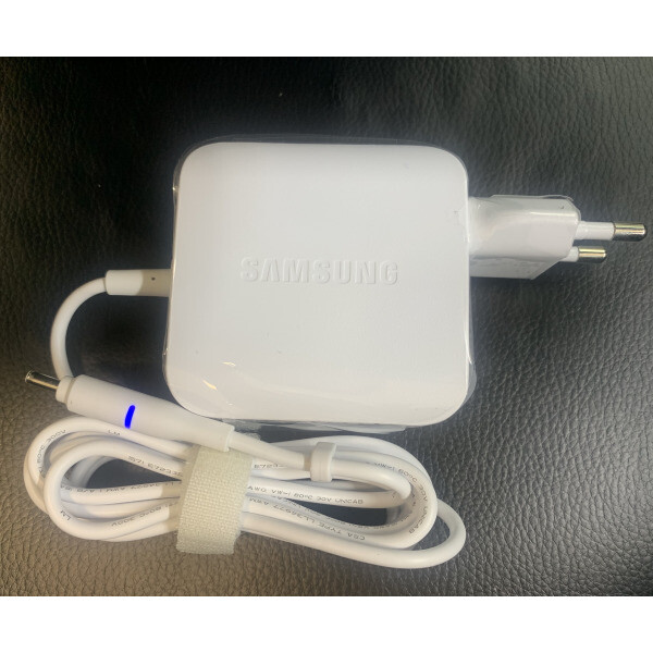 [오늘출발] 삼성전자 삼성정품 아답터 AD6519AKR (W16-065N4D) 19V3.42A 65W NT900X3T NT900X5N NT901X3T NT901X5N 특별할인판매