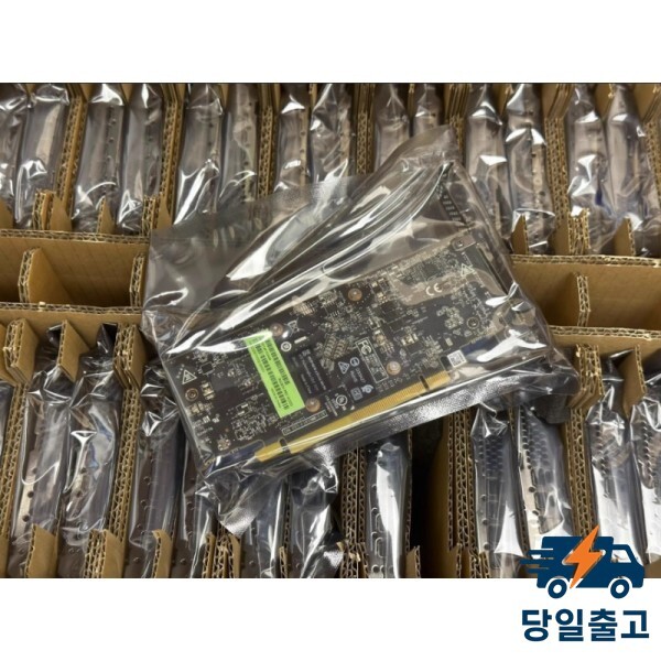 [오늘출발] 새로운 오리지널 박스에 담긴 AMD 라데온 프로 WX3200 전문가용 그래픽 카드 4GB GDDR5 비디오 메모리