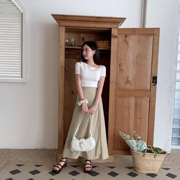 고품질 샤스커트 h라인스커트 잰딩 플스커트 새틴스커트 미커트 (WFKKOHA)