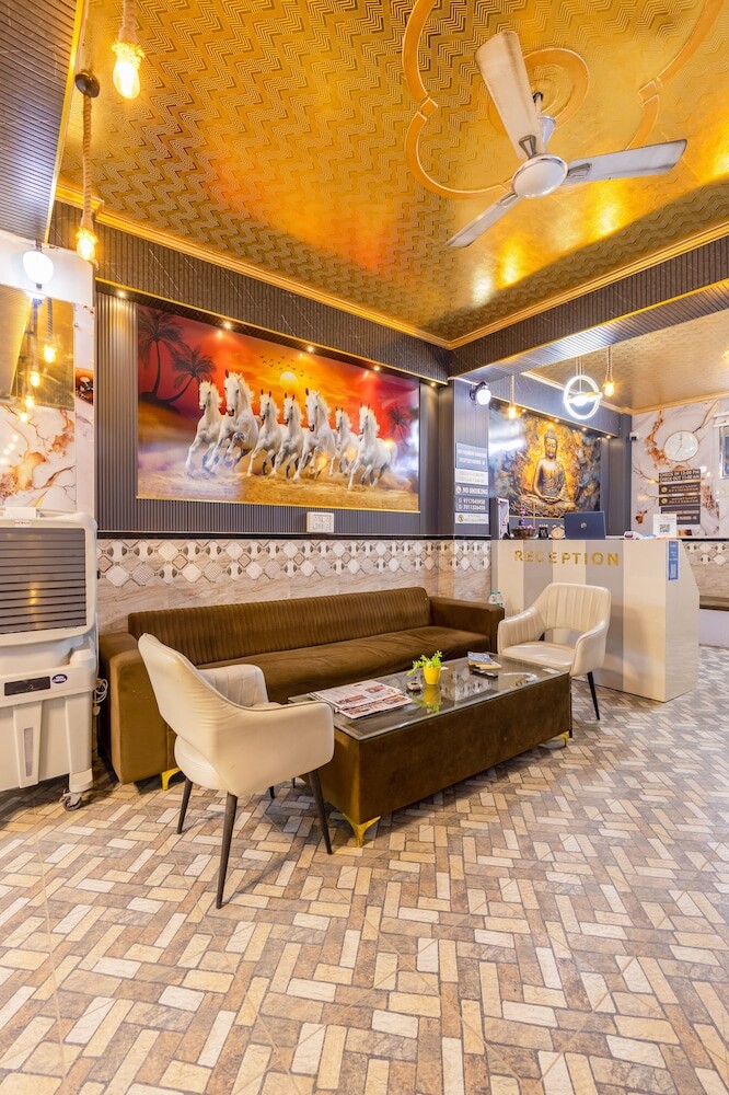 | New Delhi | 더 킹 레지던시