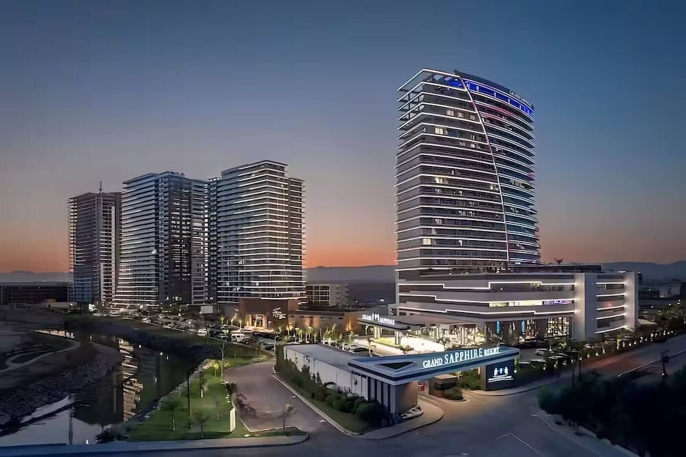 | Nicosia | 그랜드 사파이어 리조트  카지노의 스튜디오