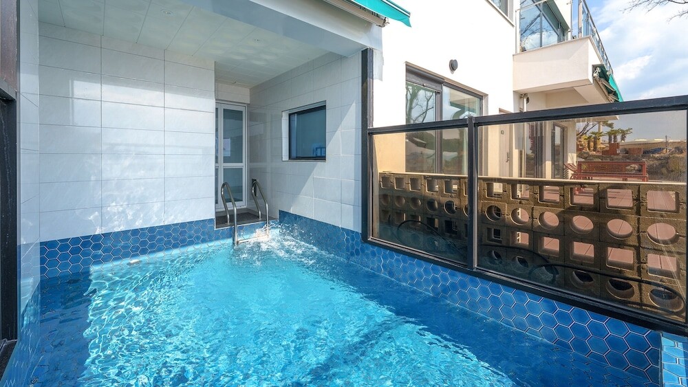 [해외] | 여수시(돌산 외) | 여수 장수리 풀빌라 스파 펜션