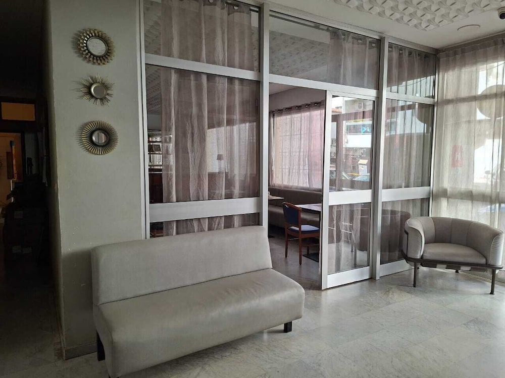 | Dakar | 호텔 바라카