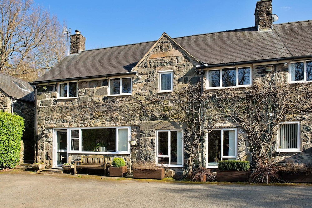 | Dolgellau | 돌겔라우의 강변 홀리데이 홈 보증금 없음