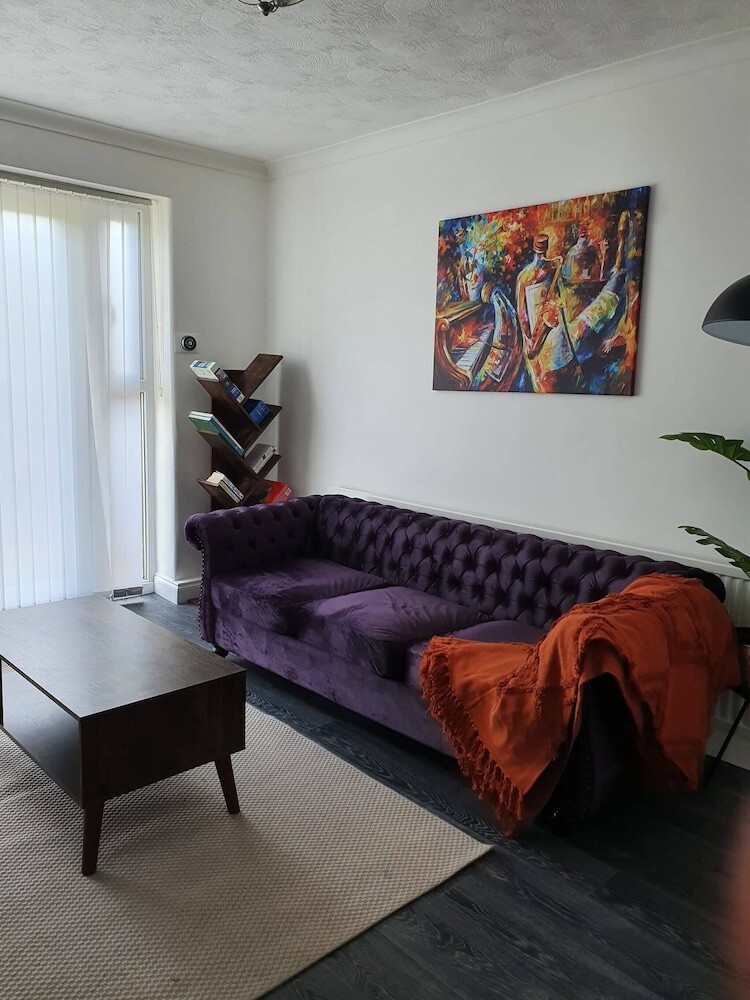 넓은 3베드룸  클리프턴 기차역 근처 도보 5~10분  정원 및 무료 주차