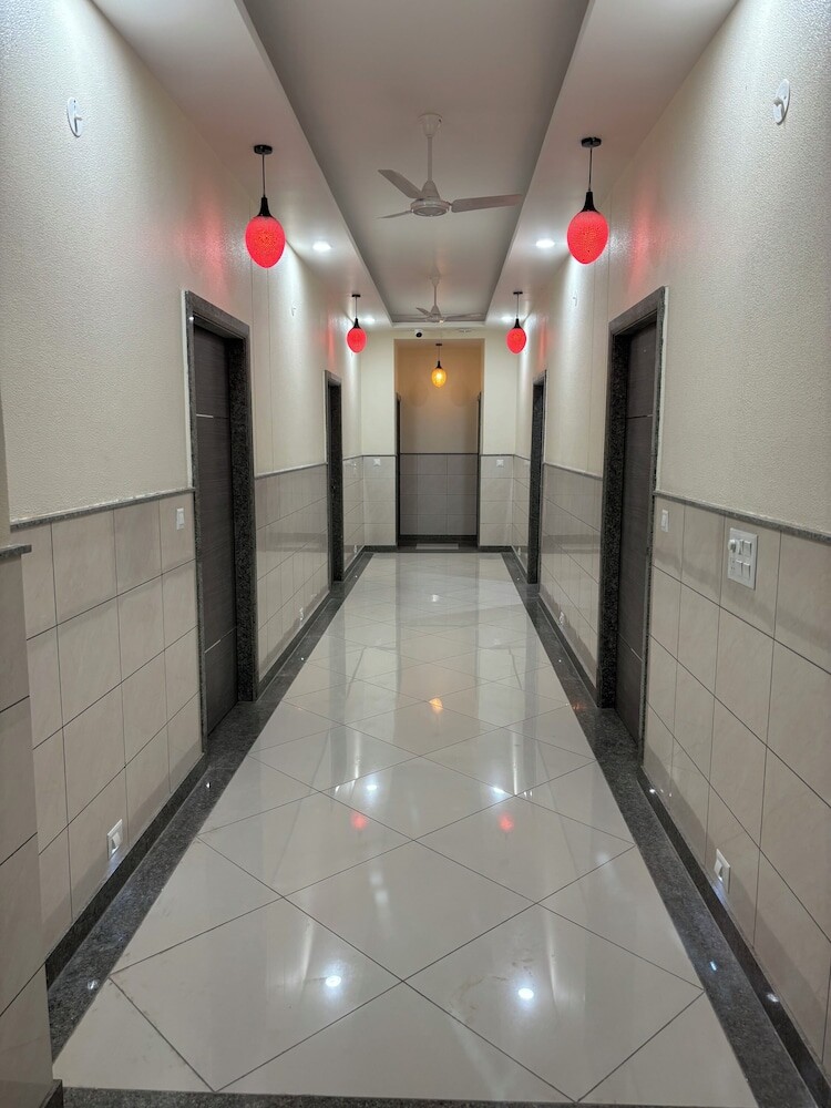 | Jaisalmer | 호텔 M R 파라다이스