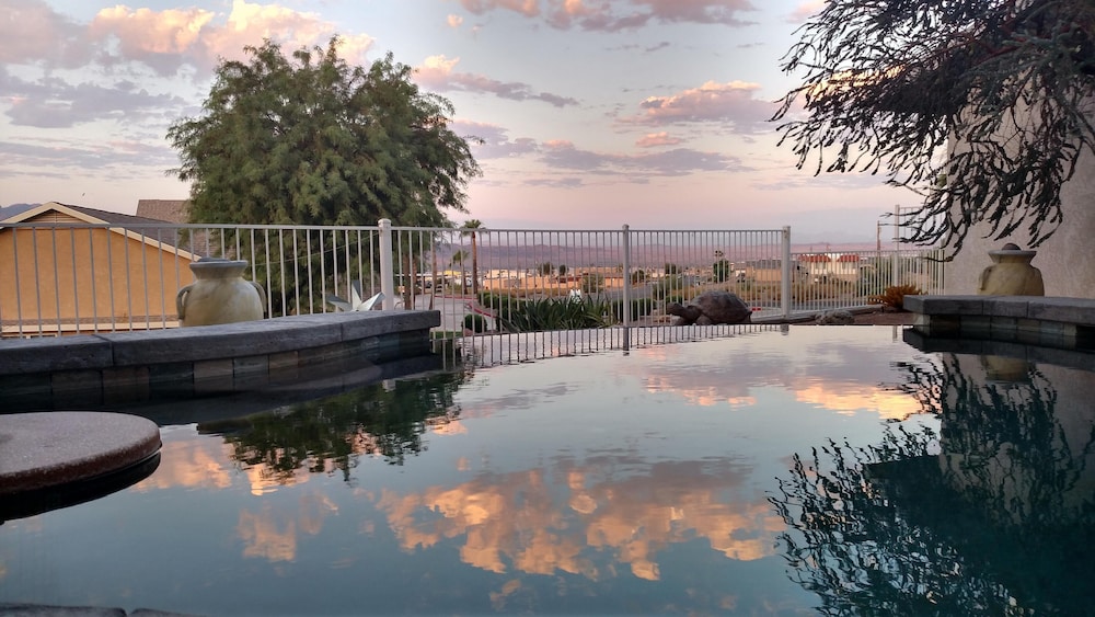 [해외] | Lake Havasu City | 쇼쇼니 로어 유닛 호수와 수영장 전망 있음