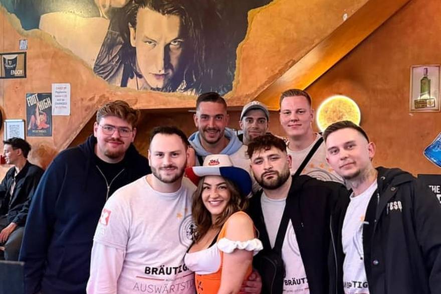 네덜란드 암스테르담 홍등가 프라이빗 바 투어