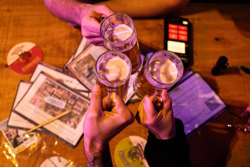 암스테르담 홍등가 미스터리 펍 크롤링 셀프 투어