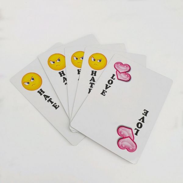 [오늘출발] 미움이사랑으로변하는카드 포커사이즈 카드마술 체인지카드 그림바뀌 사랑 체인지 카드 마술