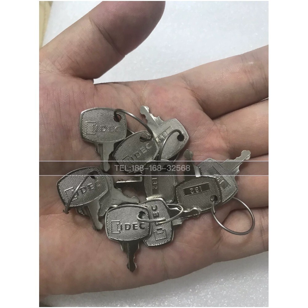 [오늘출발] 무료 배송 뜨거운 판매 IDEC132 원래 Yaskawa 로봇 DX100DX200YRC1000 교육 펜던트 스위치 키