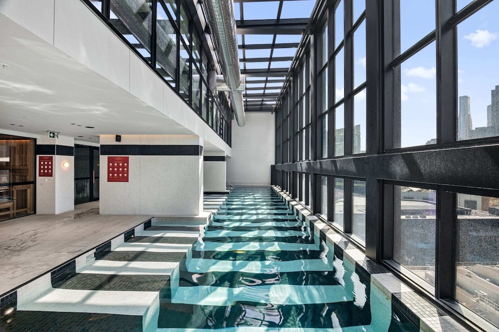 [해외] 시크 아파트먼트 크라운 카지노 근처 수영장 체육관 및 전망 있음