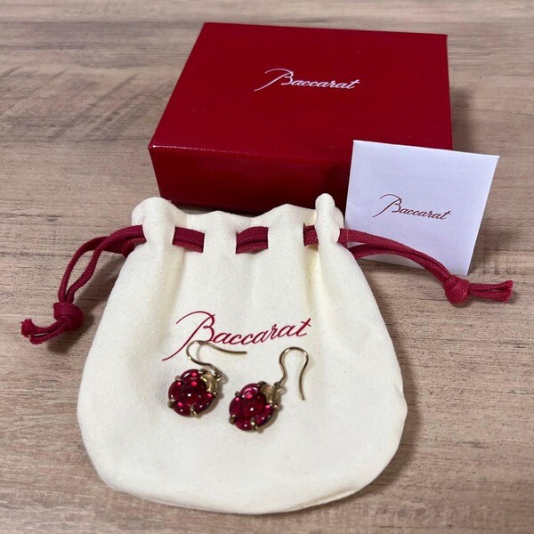 [중고,해외] 17173625 (중고) Baccarat Ag925 트레플 귀걸이 레드 크리스탈 플라워