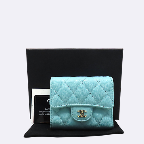 [중고] 샤넬 고이비토 중고명품 Chanel(샤넬)  A84029 민트 컬러 캐비어 스킨 마틀라세 클래식 금장 로고 스몰 반지갑