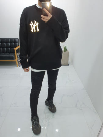 쿤 무료배송  네온 형광 NEWYORK 리플렉트 스카치 프린트 라운드넥 롱 니트 스웨터 남자 여자 공용