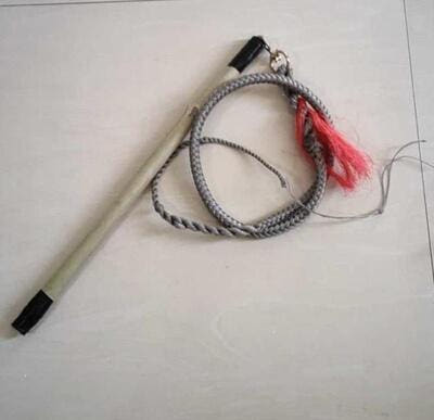 [해외]채찍 승마 무술 호신용 채찍아 승마, 나무병자 집 마차 방목 마차 몰이 무술 말채찍 춤 영상 아이템