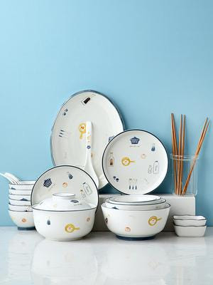 [해외]집들이 선물 신혼부부 식기 세트 4인 2인 1인 인테리어 장식품 북유럽 일본 레드 북유럽풍 접시 아이디어 가정용 인터넷에서 요리 일식 밥을 먹고 사랑스러운 그릇 세트입니다.