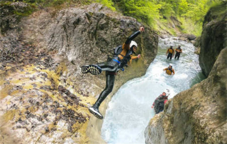 스위스 인터라켄 협곡 캐녀닝(Canyoning) 체험 (취리히, 루체른 출발)