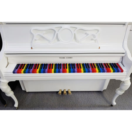 [킹뮤직][중고]피아노리폼 도색 영창콘솔중고 화이트 무지개건반 레인보우 운반조율포함