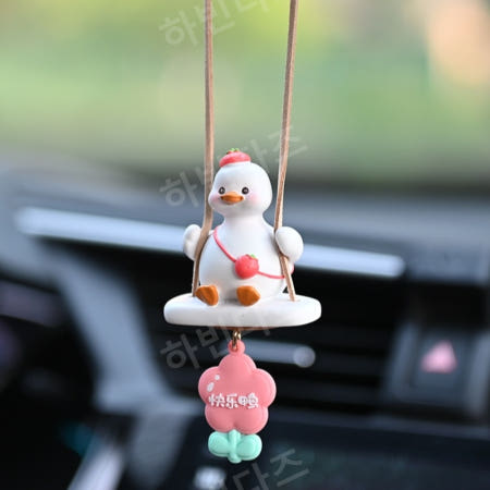 [해외]오리 귀여운 차량용 기운 룸미러 썬캐쳐 행복 소품 행운 분위기 모빌 내부 풍수 펜던트