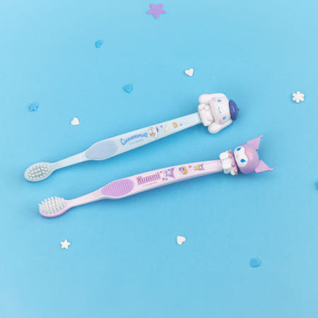 시나모롤 ＆ 쿠로미 피규어 소프트 이지그립 유아용 칫솔 2P 세트