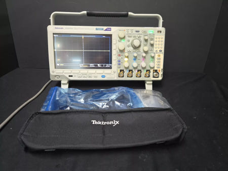 [중고][중고] Tektronix MDO3054 : Mixed Domain Oscilloscope, 500 MHz 2.5 GS/s