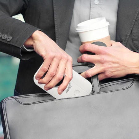 4G LTE 포켓 모바일 핫스팟 최대 10명 사용자 150Mbps 휴대용 와이파이 (SIM 카드 슬롯 포함) 차량 여행용 무선 공유기