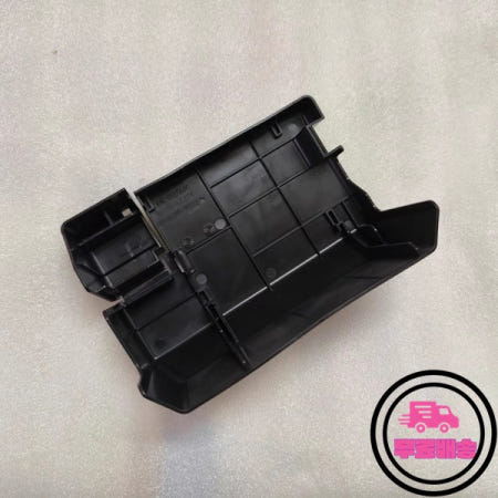 토요타 코롤라 OZOA 배터리 퓨즈 커버 양극 보호 쉘 뚜껑에 적용 가능