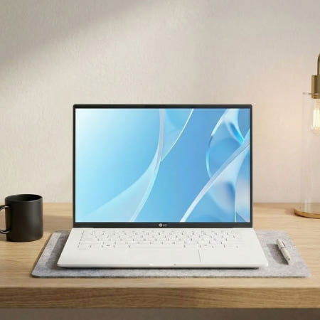 LG 인텔 그램14 AI 울트라 U5-325 팬서레이크 14Z90U-GS5CK DDR5 16GB Gen4 512GB 윈도우11홈 화이트색상