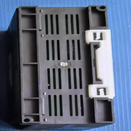AJ65BT-64DAV AJ65SBT2B-64RD3 AJ65BT-64RD3 AJ65BTC1-32D ZM-16-P KZ2 BIS0011
